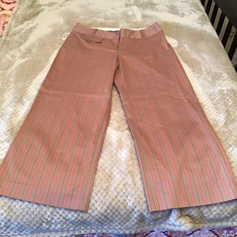 Express Capris